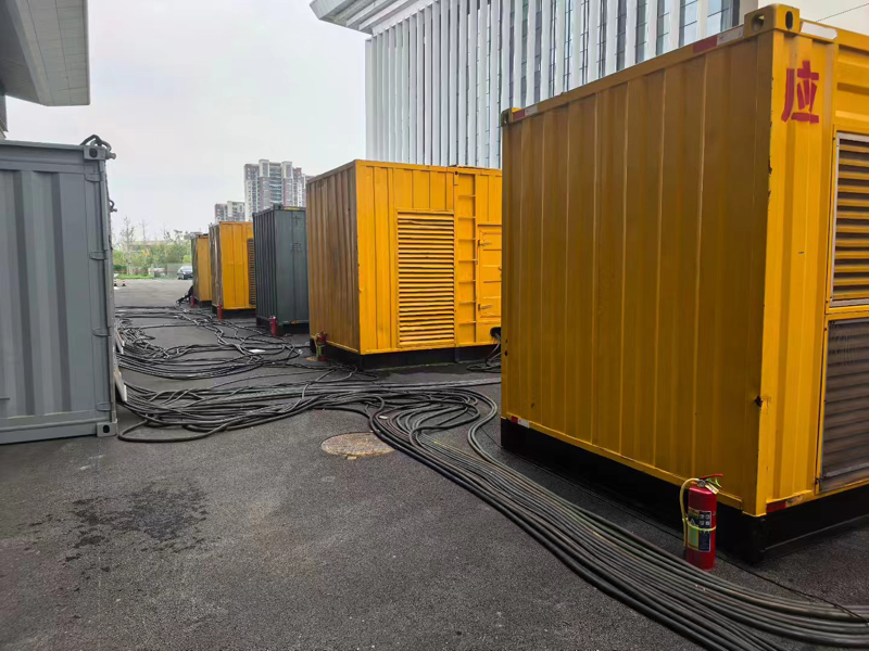 西平不同季节柴油发电机组保养有哪些注意事项?