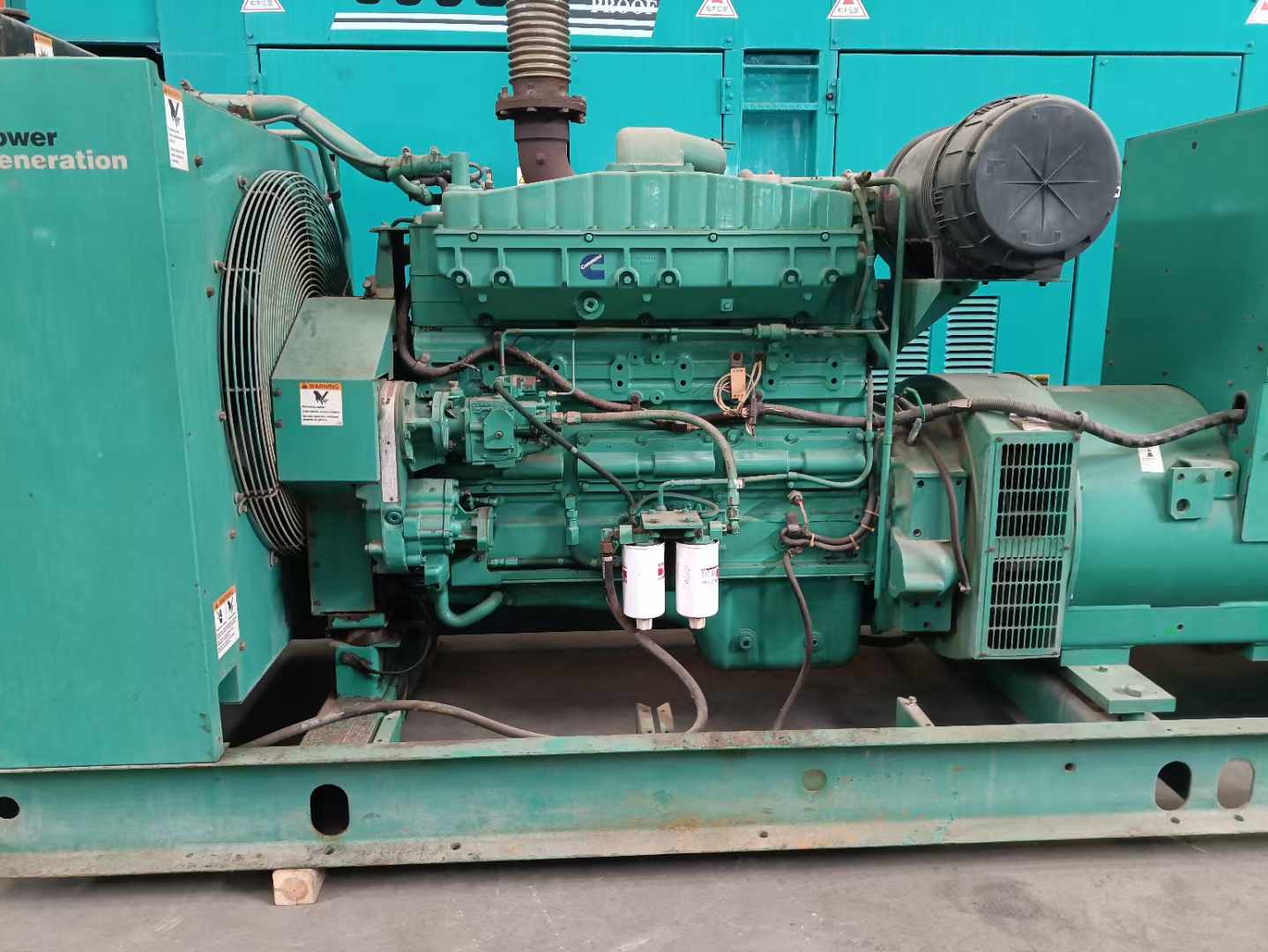 西平过载会对 600kW 柴油发电机组造成哪些损害?